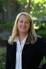 A portrait of Tammy Kenber