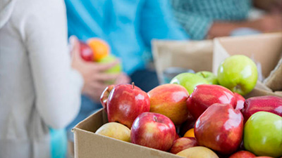 apples in a box