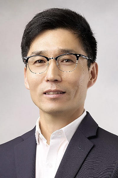Sukkyu Lee