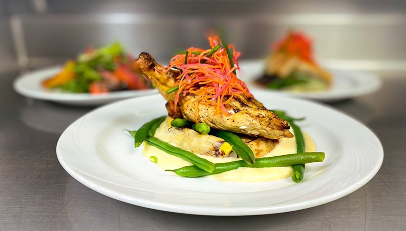 grilled chicken, fondue and green beans