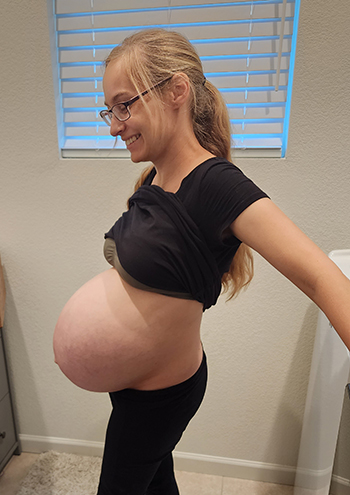 Stephanie Dover pregnant with her seventh child, Vincent