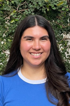 dayana smiling