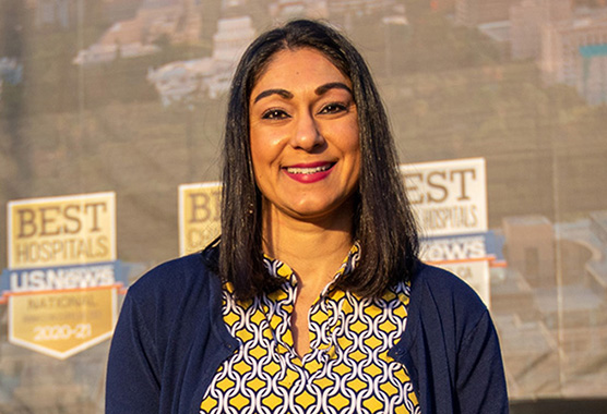 Virpal, empleada de UC Davis Health