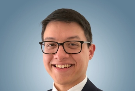 Alexander Chen headshot for testimonial