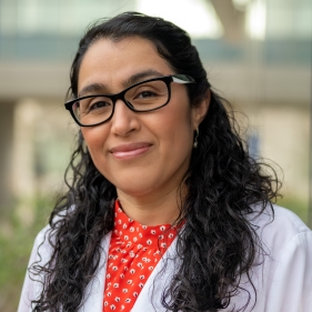 Alicia González-Flores, executive director, UC Davis School of Medicine 3-Year Accelerated Pathways