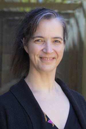 Lisa Makhoul smiling in a professional headshot 