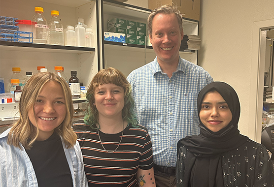 waldau lab and team
