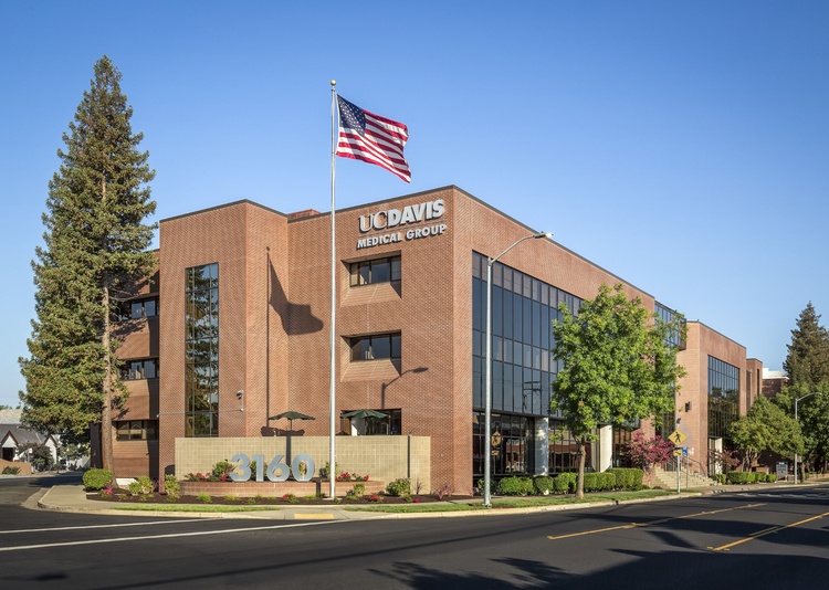 exterior shot of UC Davis Health Midtown clinic building