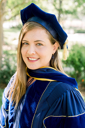Headshot of Loralyn Taylor, Ph.D.
